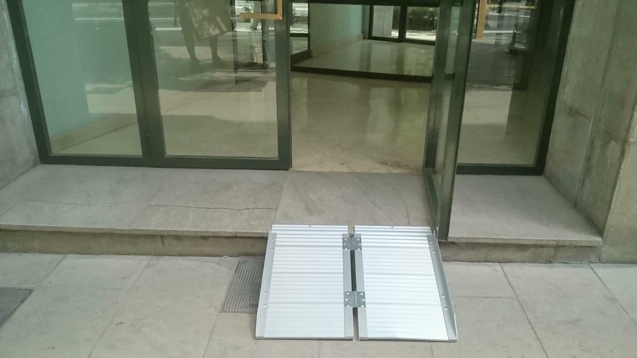 شقة Gran Via Balconies غرناطة المظهر الخارجي الصورة